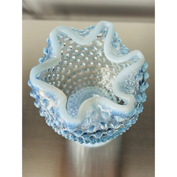 EUC Duncan Miller Blue Opalescent Glass Footed Hobnail Vase Ruffle Crimped - Picture 16 of 16